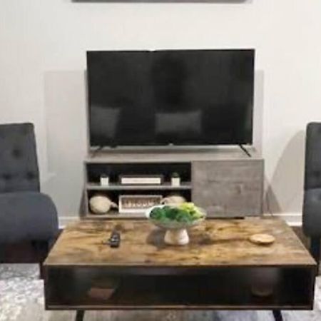 샬럿 Townhouse In Uptown King Bed-Wi-Fi-Free Parking-Pool 아파트 외부 사진