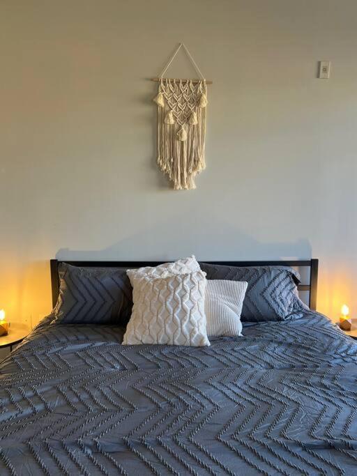 샬럿 Townhouse In Uptown King Bed-Wi-Fi-Free Parking-Pool 아파트 외부 사진